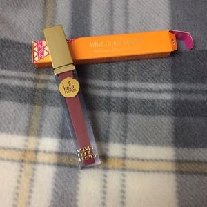 Hola Neon Velvet Liquid Lipstick in DF